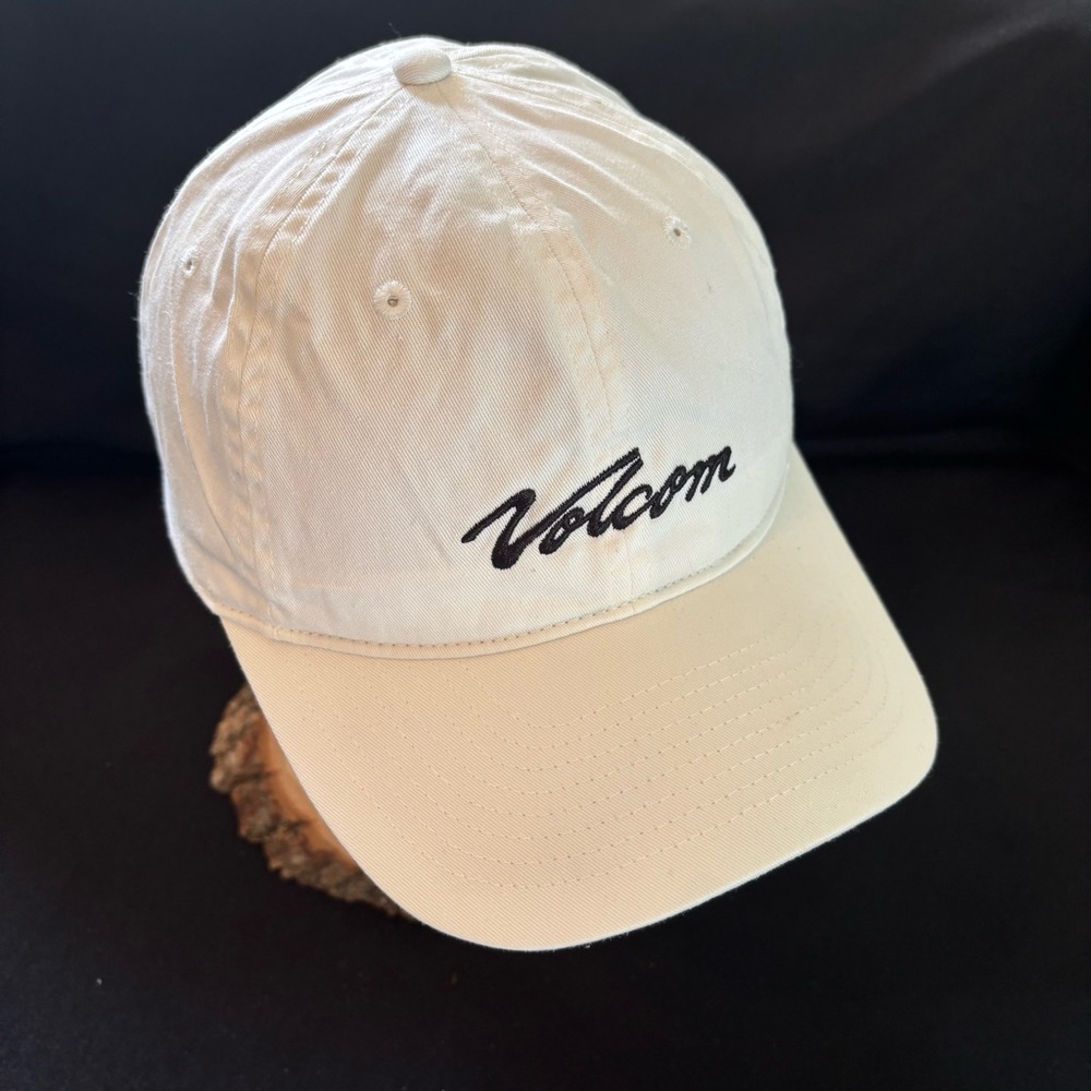 Volcom White Baseball Cap unisex